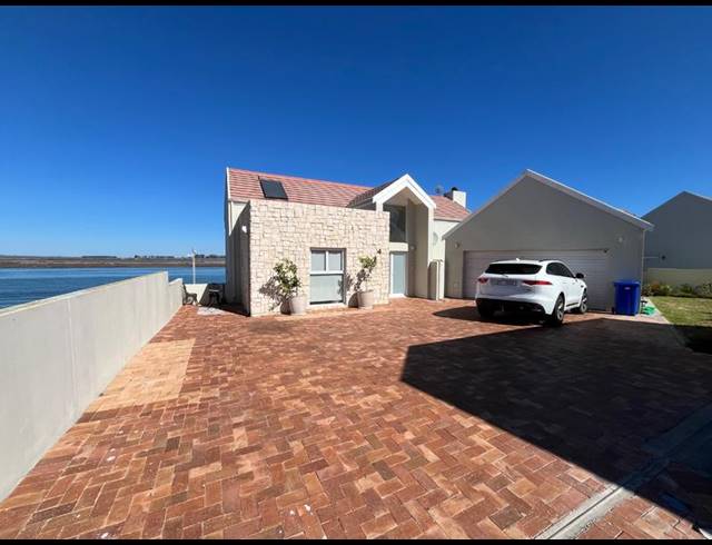 3 BEDROOM HOUSE FOR SALE IN PORT OWEN